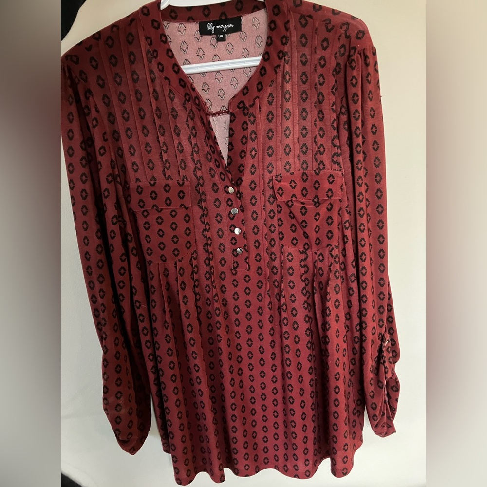 Women’s shirt